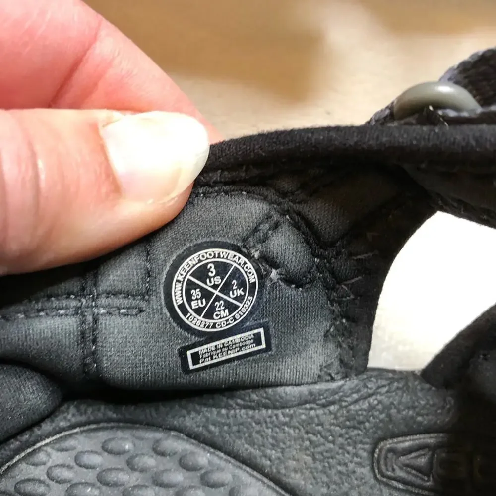 Keen Newport H2 gray black kids sandals size US 3